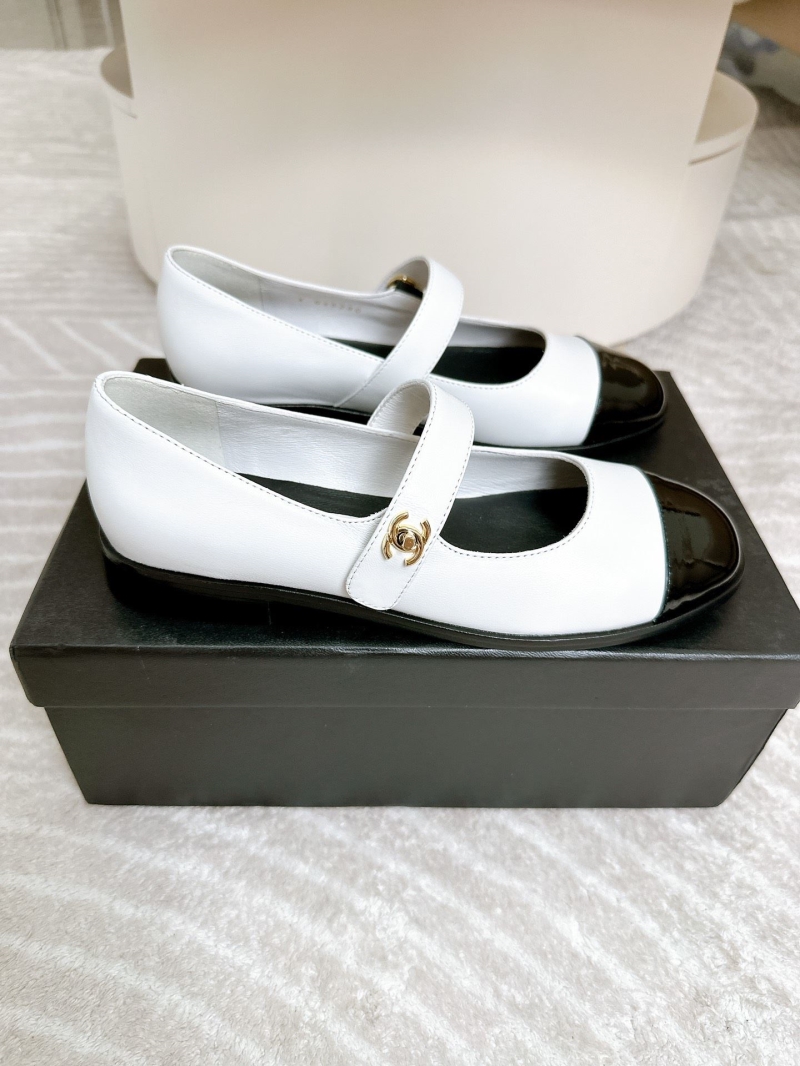 Chanel Flat Shoes